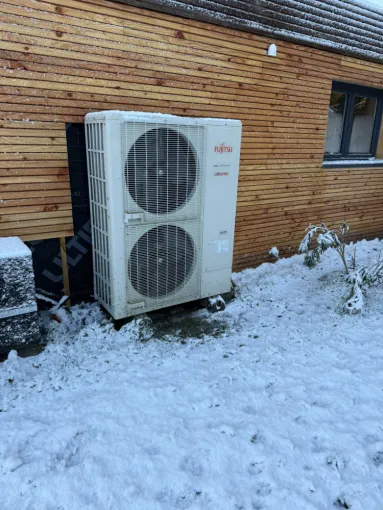 ❄️ Même par grand froid, votre confort reste au chaud ! 🔥 - à Saint-Lyphard, Guérande, GUIHO PLOMBERIE
