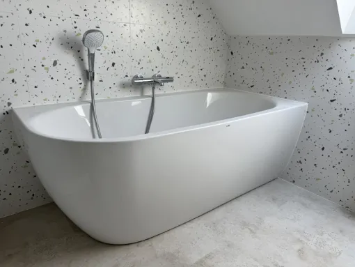 ✨ Nouvelle réalisation : une salle de bains moderne, lumineuse et pleine de caractère ! à Guérande