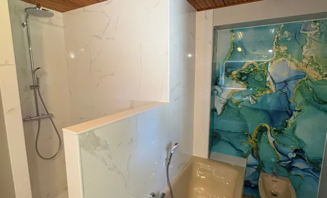Avant / après d’une rénovation complète de salle de bain 🔨✨ à Saint-Nazaire, Guérande, GUIHO PLOMBERIE