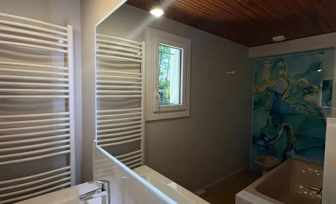 Avant / après d’une rénovation complète de salle de bain 🔨✨ à Saint-Nazaire, Guérande, GUIHO PLOMBERIE
